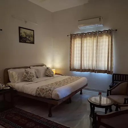 Keen Leopard Homestay Jawai Bandh Exterior photo